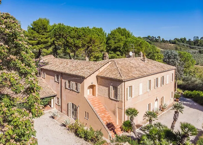 Βίλα Anna Maria *