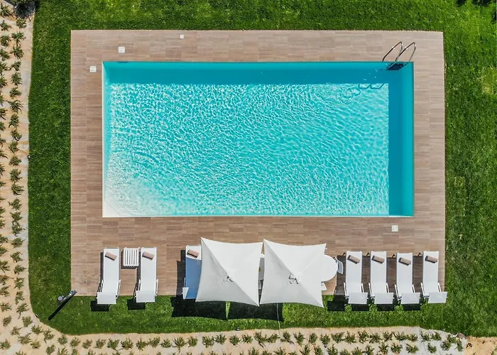 Anna Maria Βίλα *