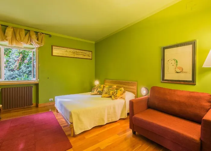 Anna Maria Βίλα *